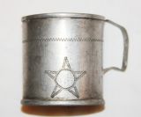 Армейская алюминиевая кружка с рисунком.